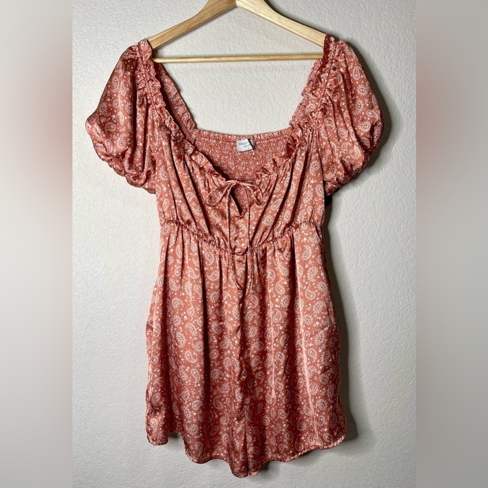 Dress Forum Babydoll Paisley Romper Size Medium - Picture 2 of 9